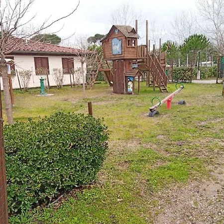 Comfort Mobilehome Camping R8 Viareggio シャレー *
